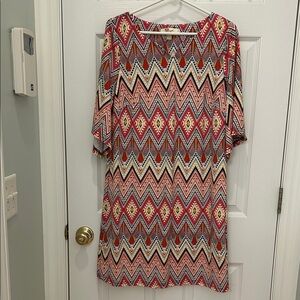 Vibrant Chevron Patterned Midi Dress